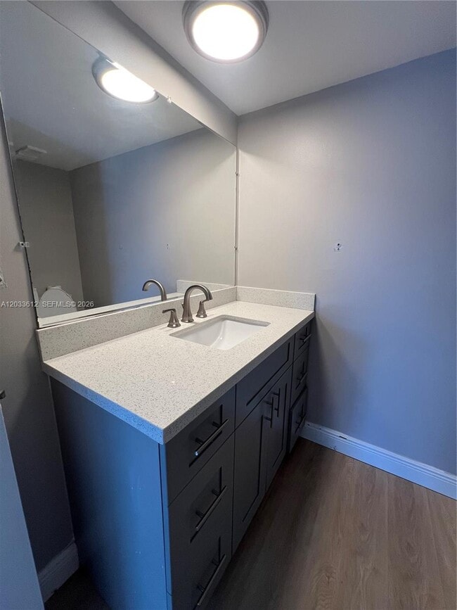 Building Photo - 703 Gardens Dr