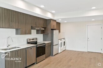 Building Photo - 1036 Coronation Ave