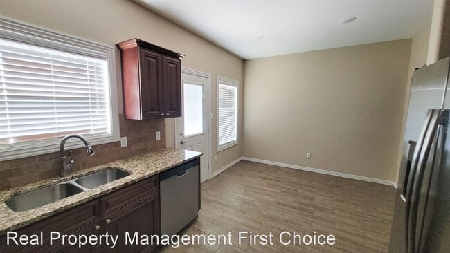 Building Photo - 3 br, 2.5 bath House - 6801 Maribette Road...
