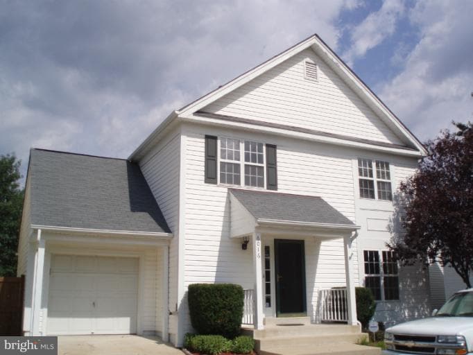 Primary Photo - 6016 McAlester Way