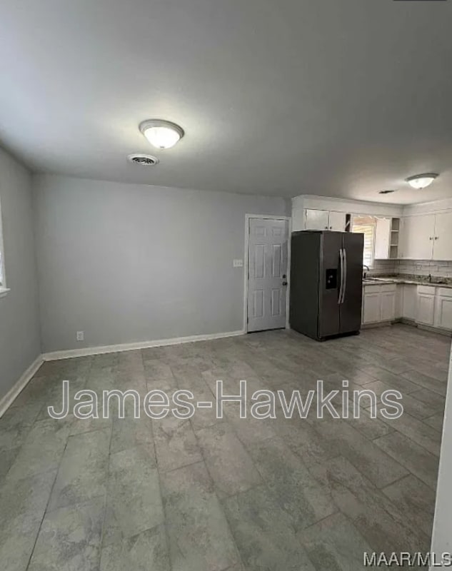 Foto del edificio - 1384 Devonshire Dr