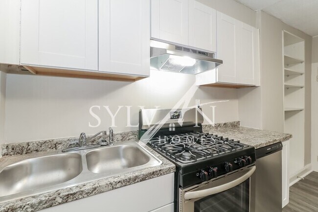 Foto del edificio - Feel welcome and comfortable in this charm...