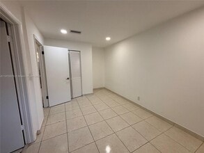 Building Photo - 2308 Jackson St