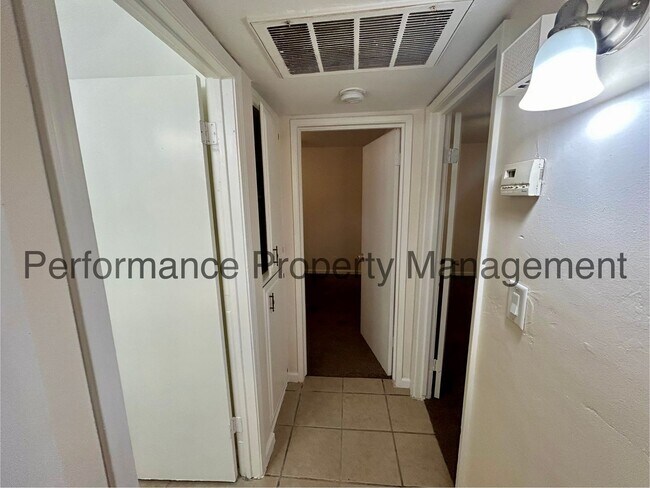Foto del edificio - 3817 K St