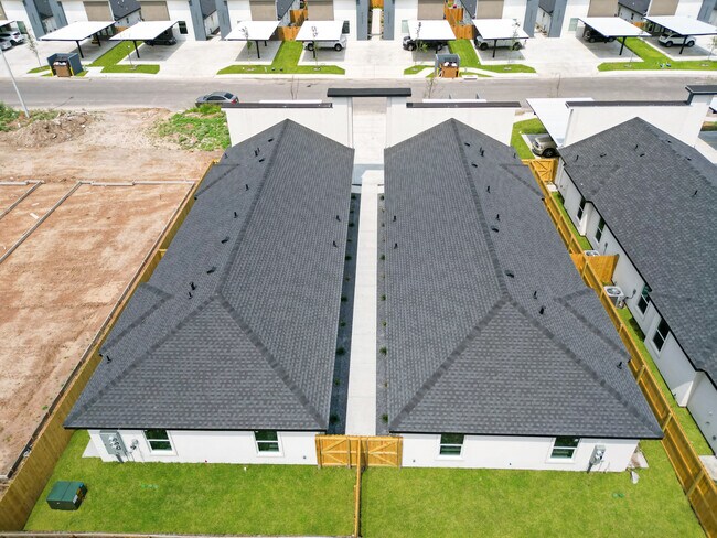 Foto del edificio - 2900 S Links Dr