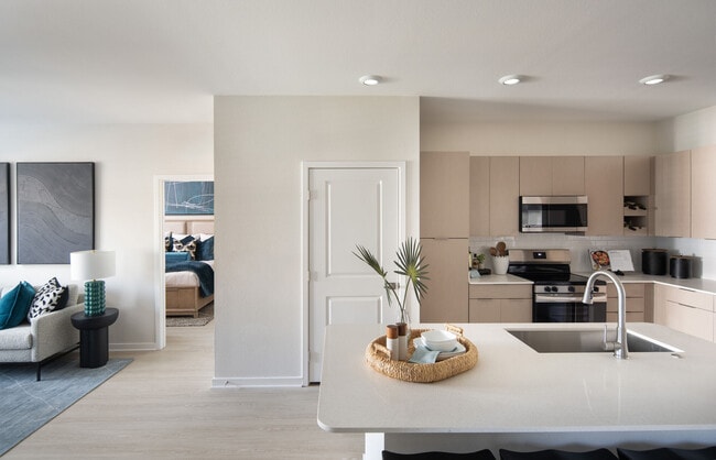 Building Photo - Aventon Grove