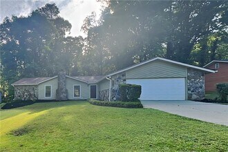 Building Photo - 4741 Nutmeg Way SW