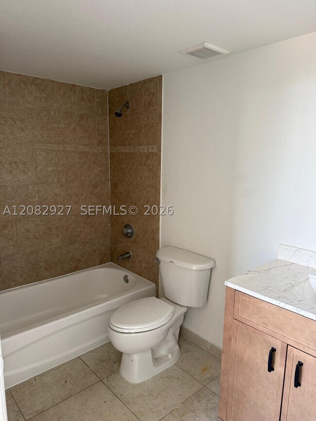 Foto del edificio - 2647 NW 25th Ave