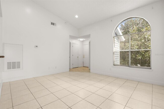 Foto del edificio - 2584 Grassy Point Dr