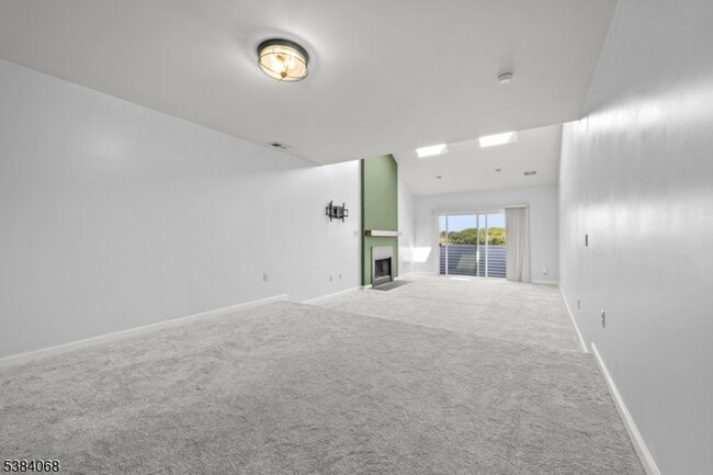Building Photo - 806 Jesse Way
