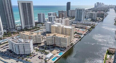 Building Photo - 1825 S Ocean Dr