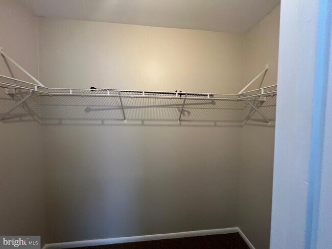 Foto del edificio - 43 Taos Cir