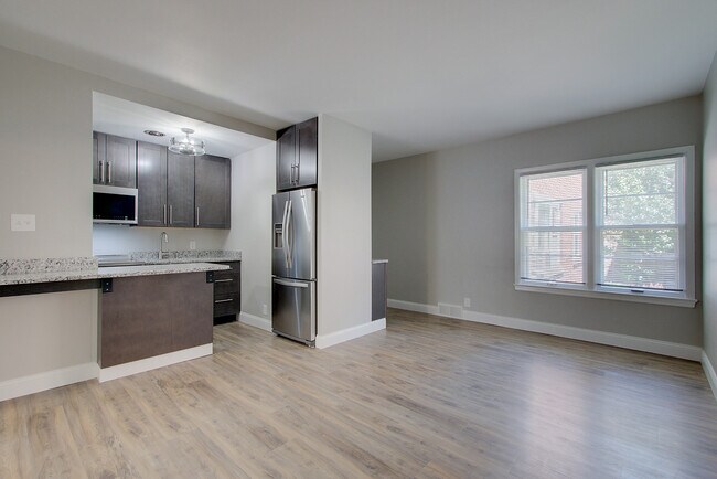 Foto del edificio - 1847 N Prospect Ave