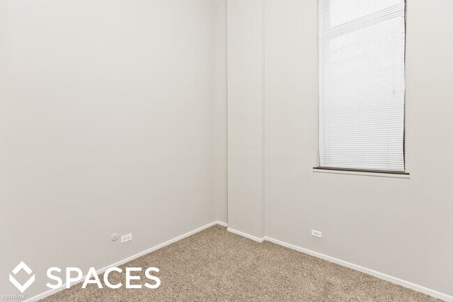 Building Photo - 2 br, 1 bath  - 1732 N Dayton St 1A