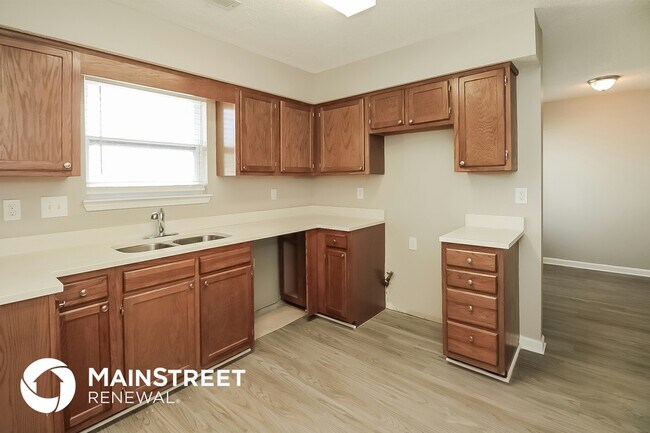 Foto del edificio - 7762 Briar Forest Ln