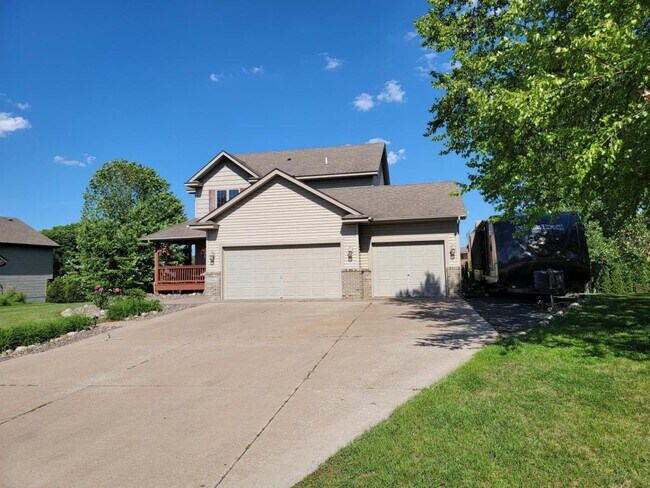 Foto del edificio - 29666 Shoreview Circle