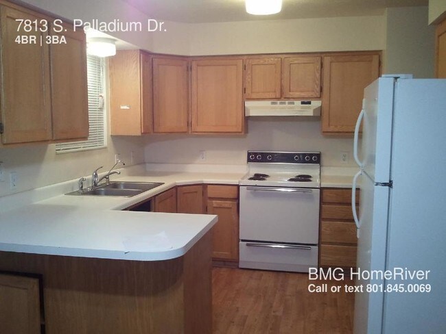 Building Photo - 7813 S Palladium Dr
