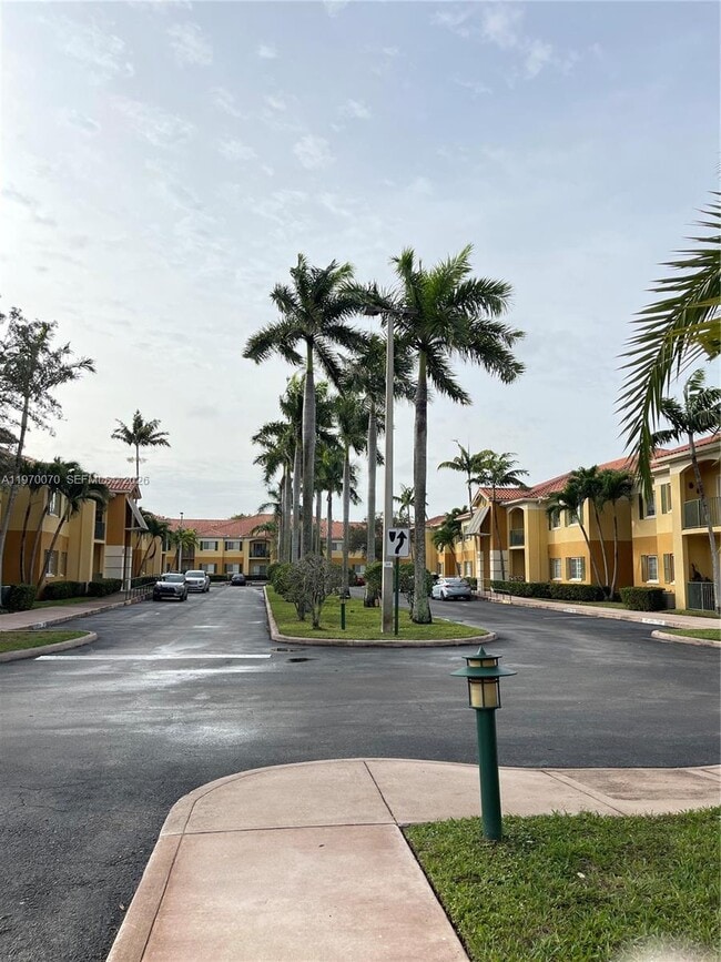 Building Photo - 7240 NW 114th Ave