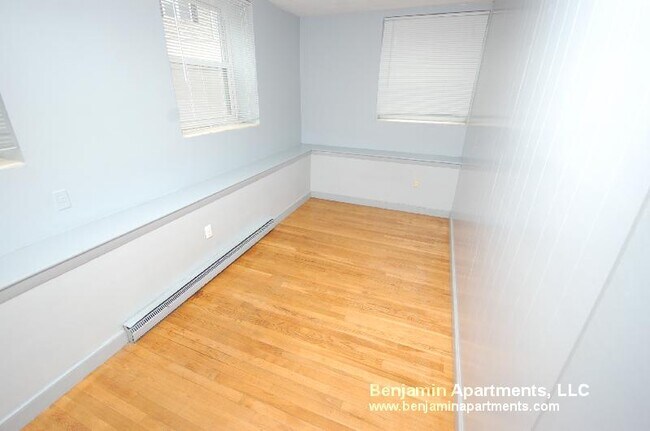 Building Photo - 20 Armington St
