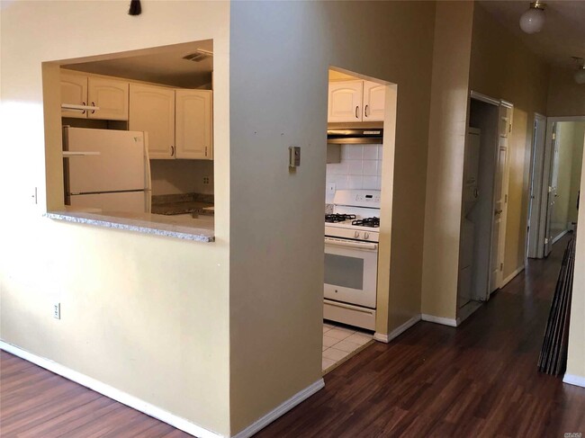 Foto del edificio - 82-141-141 Country Pointe Cir