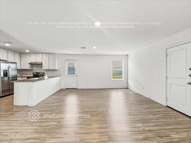 Building Photo - 136 Parish Ln