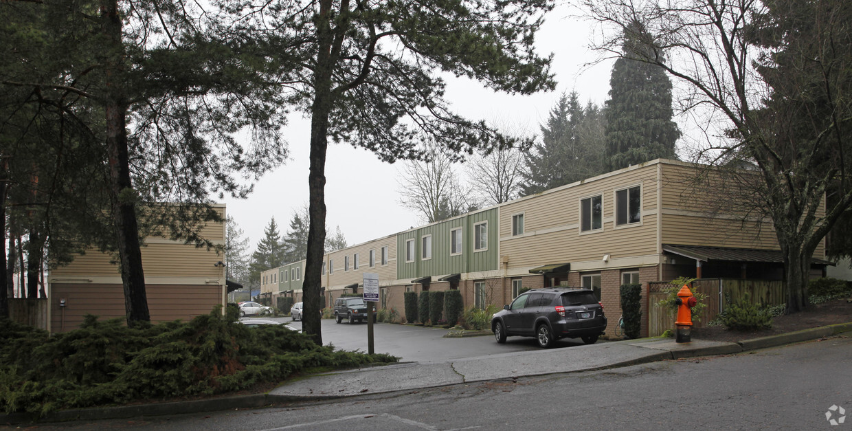 Foto del edificio - Multnomah Village Townhomes