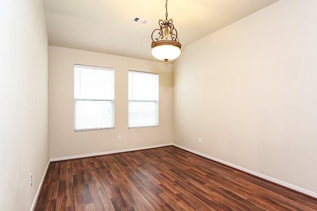 Foto del edificio - 16806 Accolade Way