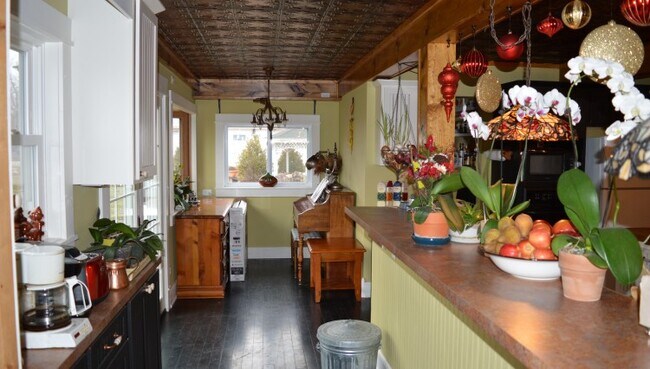 Foto del edificio - 2889 Bailey Rd