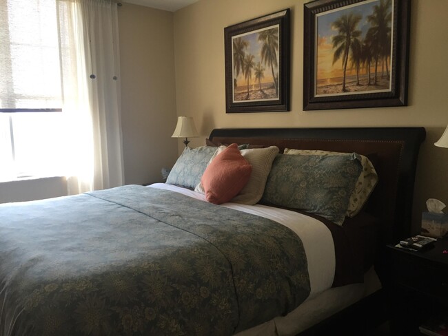 Building Photo - 651 Okeechobee Blvd