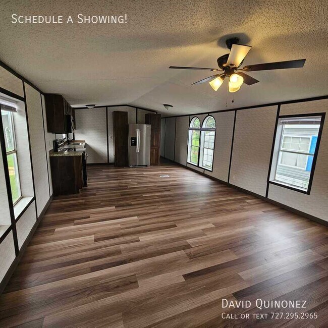 Foto del edificio - 4614 E Old Trail Rd