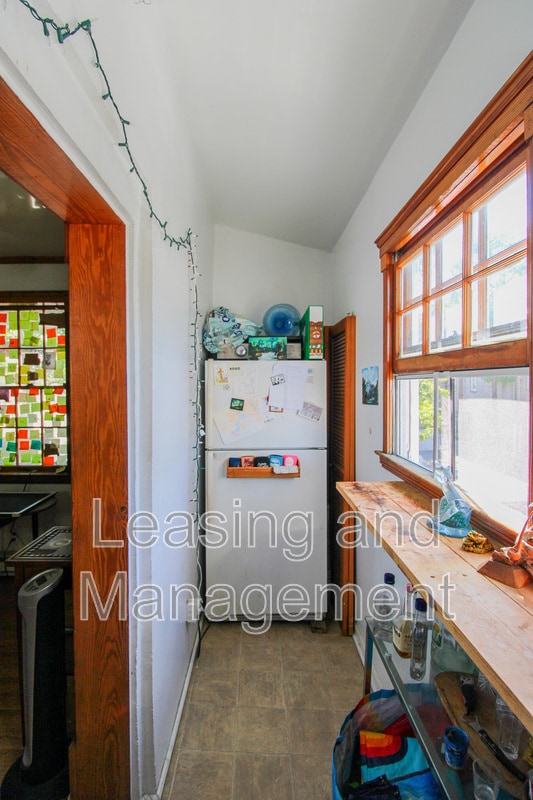 Building Photo - 27 Archdale St