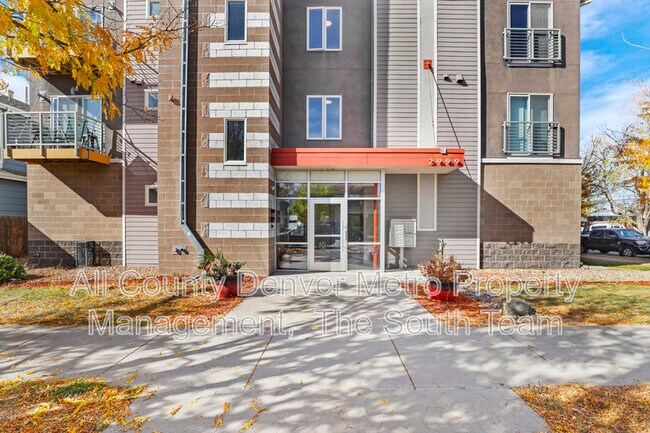 Building Photo - 2999 Lawrence St