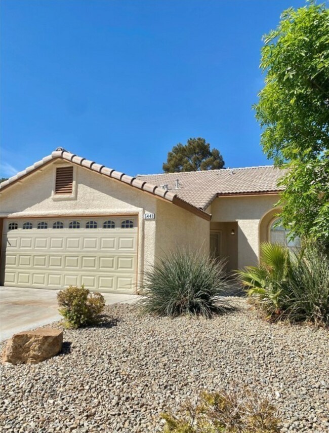 Foto del edificio - 5441 Cove Point Dr