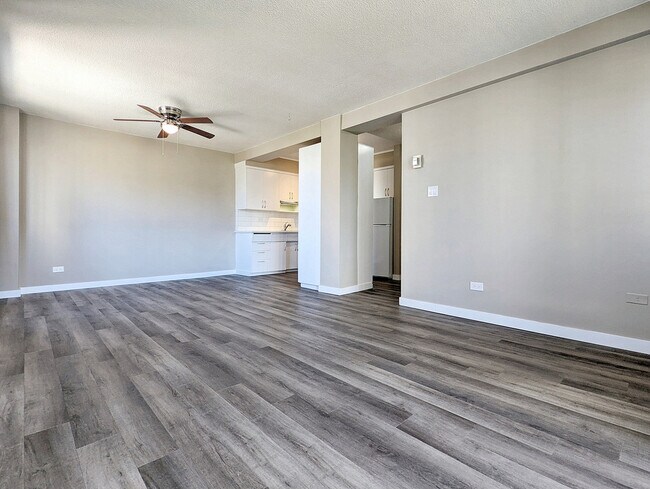 Photo du bâtiment - Downtown Edmonton Apartments