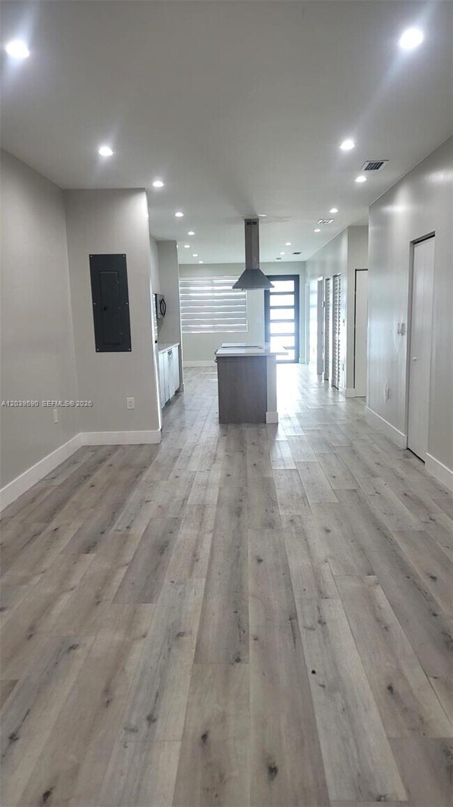 Foto del edificio - 16000 NW 38th Pl