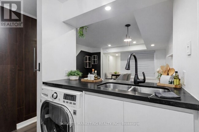 Photo du bâtiment - 3 Everson Dr