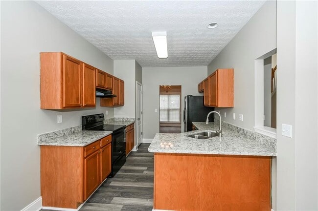 Building Photo - 4520 Ferncrest Pl