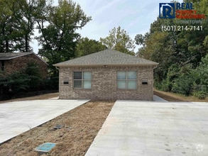 Building Photo - 873 Jane Dr