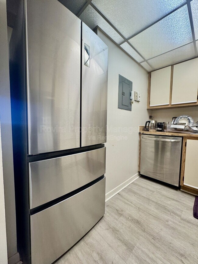 Foto del edificio - 1740 NW N River Dr