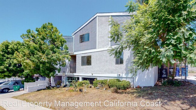 Building Photo - 2 br, 1.5 bath House - 633 Hardin Drive  U...