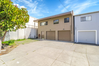 Building Photo - 1077 43rd St