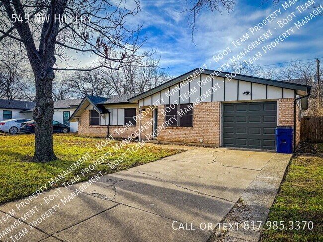 Foto del edificio - 549 NW Hillery St