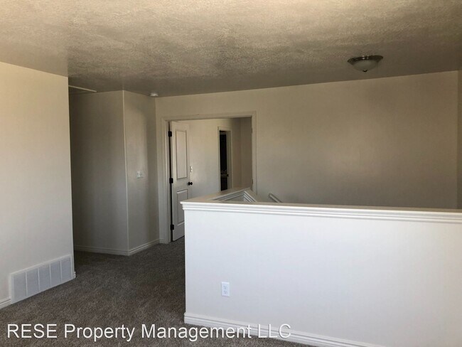 Building Photo - 5 br, 3 bath House - 416 Travertine Way