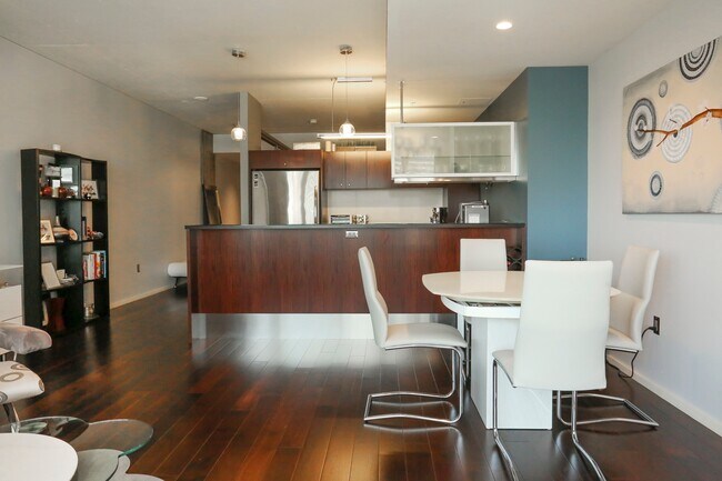 Main area/kitchen - 1155 S Grand Ave