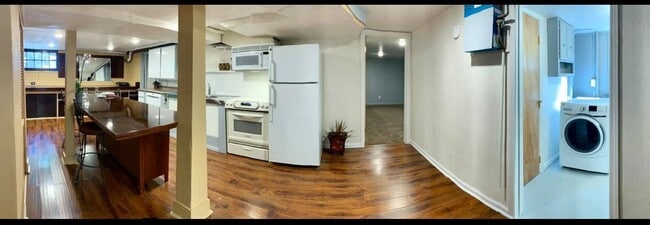 Freshly painted rooms - 1923 High St SE