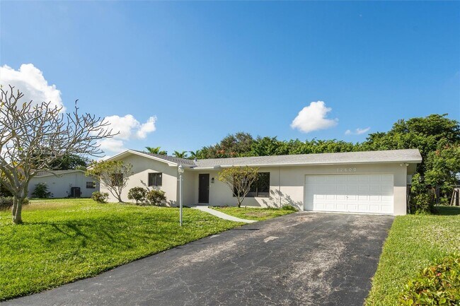 Building Photo - 12600 SW 108th Ave