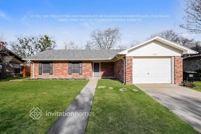 Building Photo - 203 Briar Creek Dr