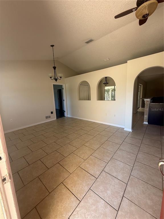 Foto del edificio - 36 Firethorn Ln