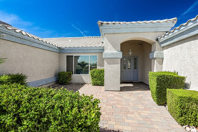 Building Photo - 6025 Egan Crest Dr