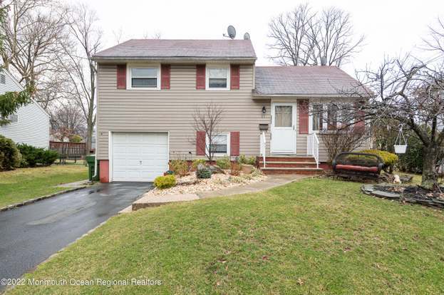 Primary Photo - 21 Heathcote Ave